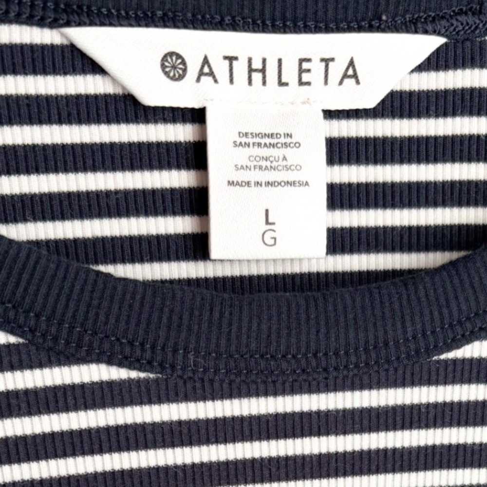 Athleta Signature Rib Crop Tee Navy White Minimalist Athleisure Size Large - Picture 3 of 5